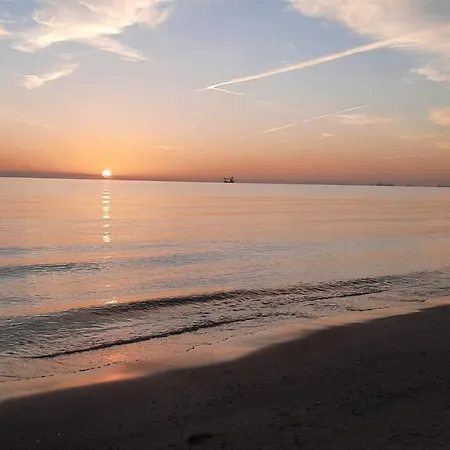 Bursztynowy Nowy Апартаменты *